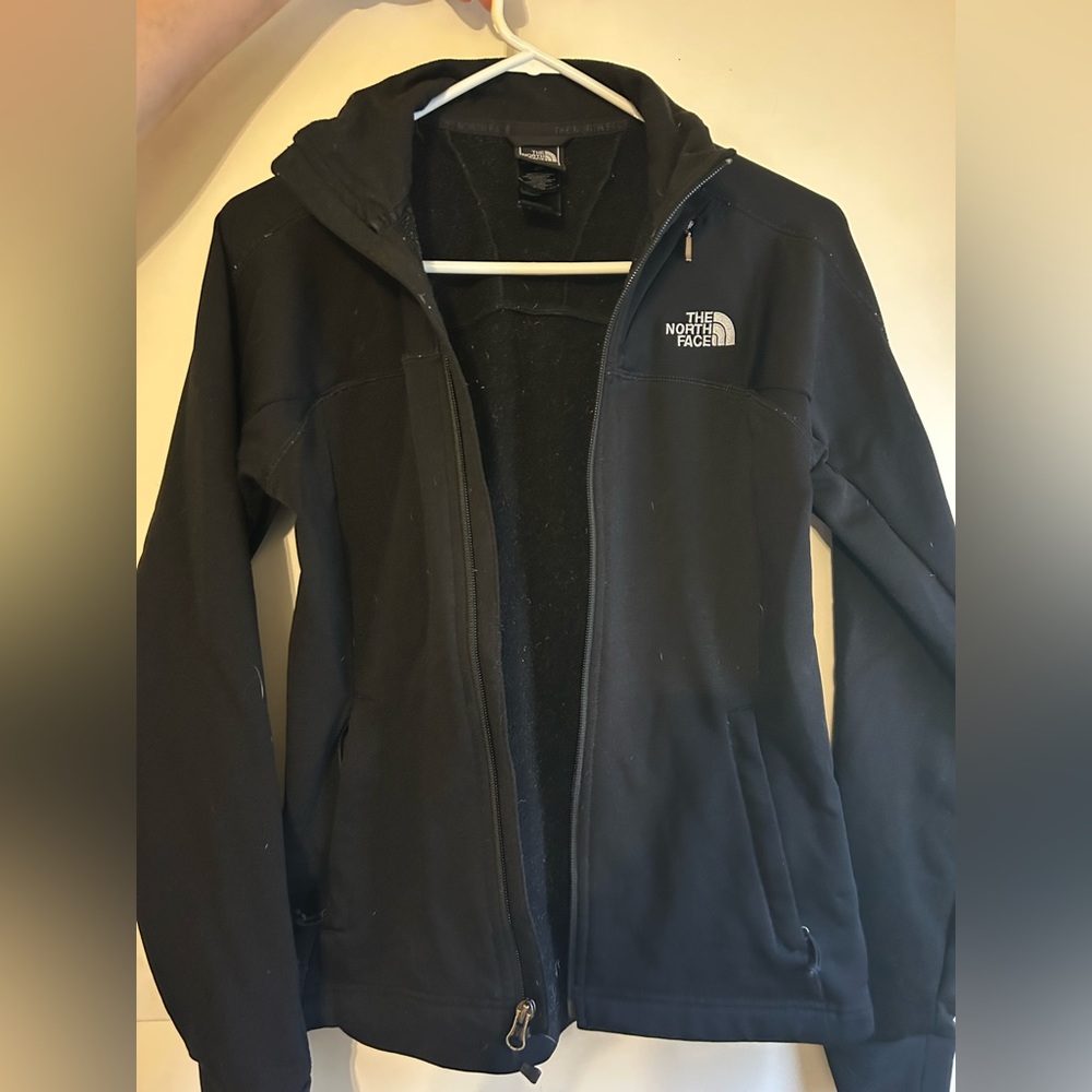Black north face jacket